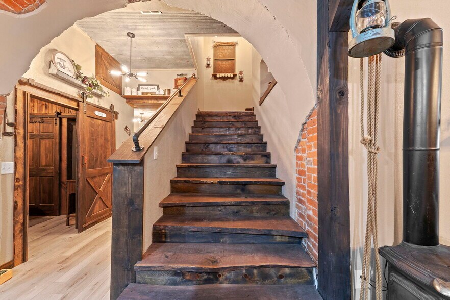 More Photos Of 116 N 3rd St, Burlington Apartments For Sale