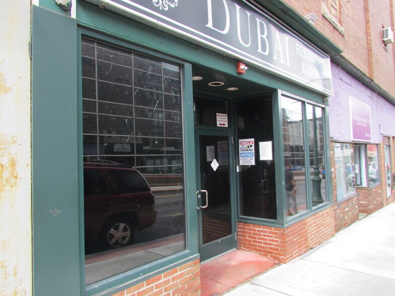 More Photos Of 27 Pleasant St, Worcester Flex For Lease