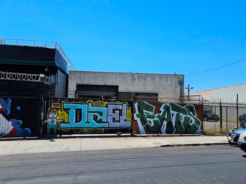 More Photos Of 1230 Hooper Ave, Los Angeles Warehouse For Sale