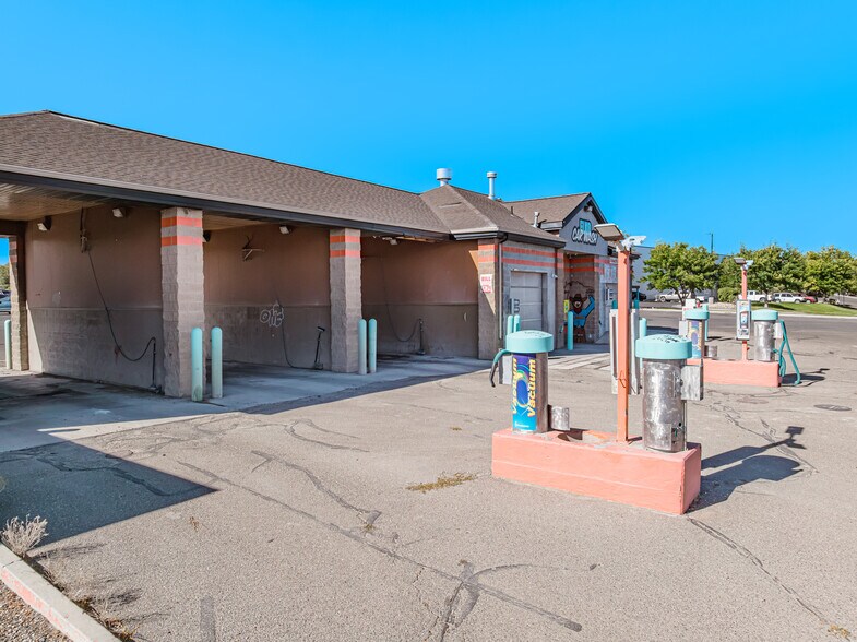 More Photos Of 1730 Mountain City Hwy, Elko Carwash For Sale