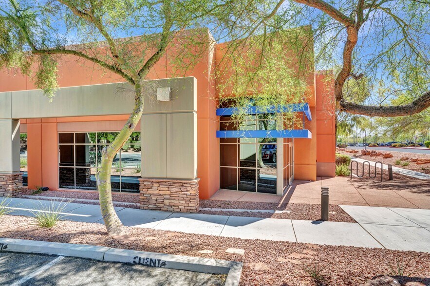More Photos Of 900 S Pavilion Center Dr, Las Vegas Office For Sale