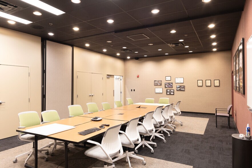 More Photos Of 6240 W 54th Ave, Arvada Research And Development For Lease