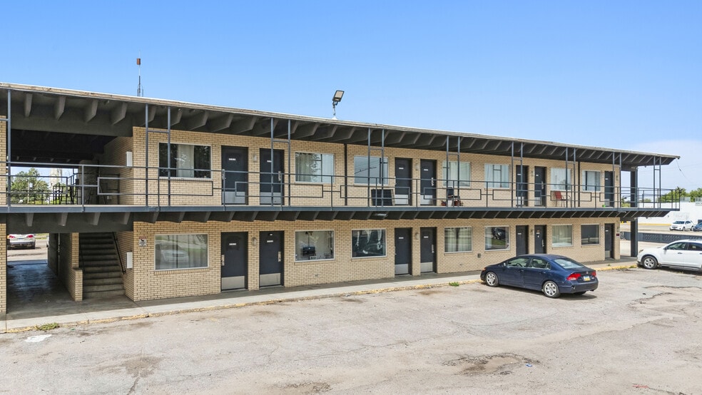 More Photos Of 1408 Buffalo Jones Ave, Garden City Apartments For Sale