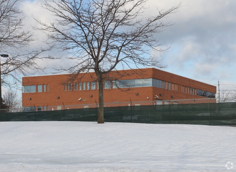 More Photos Of 415 Baseline Rd W, Clarington Office For Lease