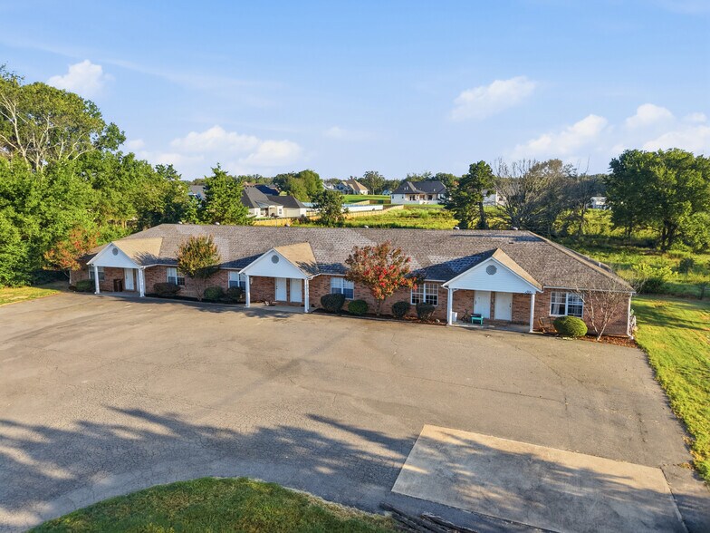 More Photos Of 99 Highway 287, Greenbrier Apartments For Sale