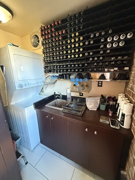 More Photos Of 200 Rose Ave, Pleasanton Office For Lease