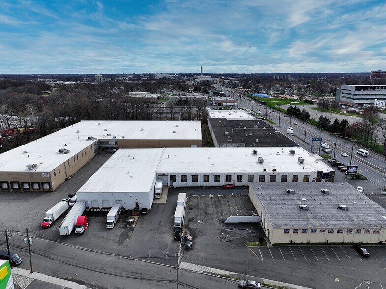 More Photos Of 1771 Route 1 N, Linden Warehouse For Lease