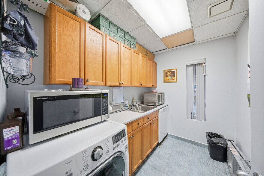 More Photos Of 415 Totowa Rd, Totowa Medical For Sale