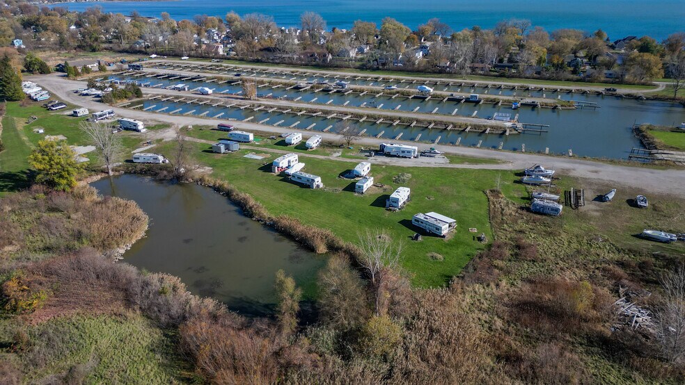 More Photos Of 10420 Harold Dr, Luna Pier Marina For Sale