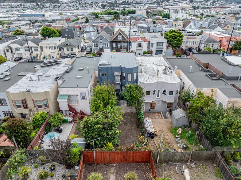 More Photos Of 1538 Thomas Ave, San Francisco Apartments For Sale