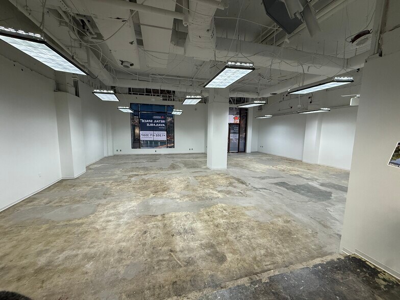 More Photos Of 900 17th St NW, Washington Office For Lease