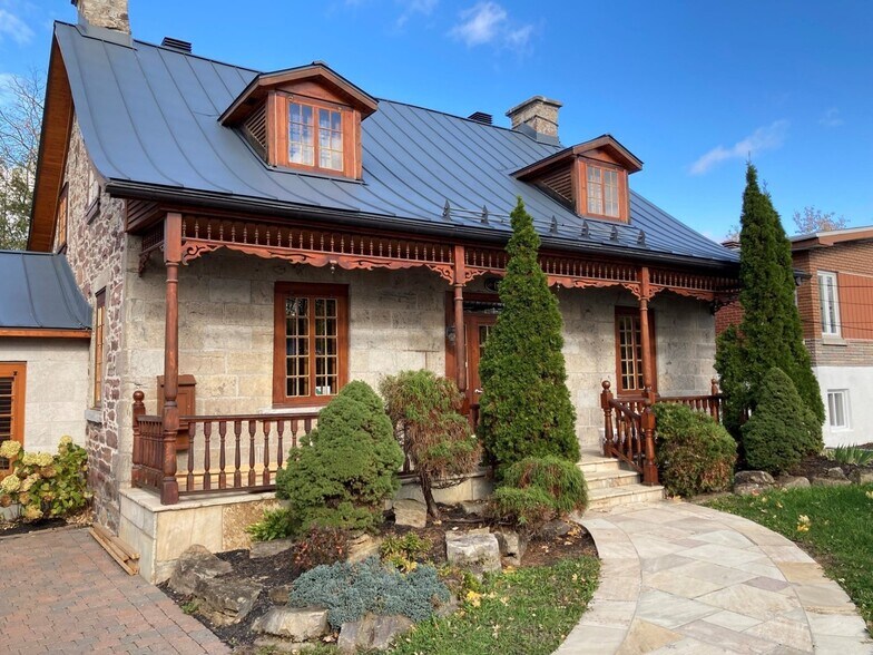 Primary Photo Of 6 Rue Saint-Michel, Vaudreuil-dorion Office Residential For Lease