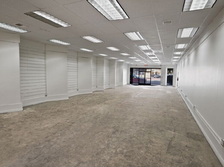 More Photos Of 4874 Huntington Dr S, Los Angeles Storefront Retail Office For Lease
