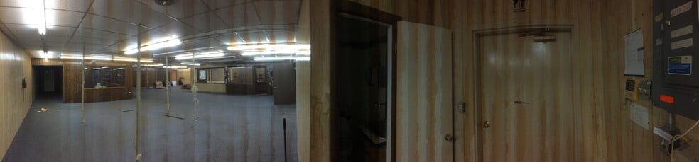 More Photos Of 216 W Chicago St, Jonesville Office For Sale