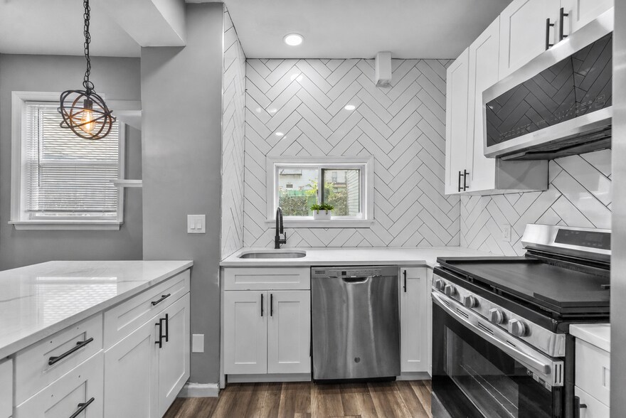 More Photos Of 188 New York Ave, Jersey City Multifamily For Sale