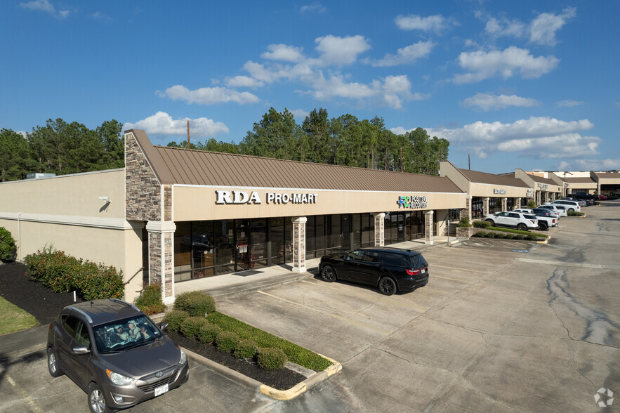 Primary Photo Of 3500 W Davis St, Conroe Unknown For Lease