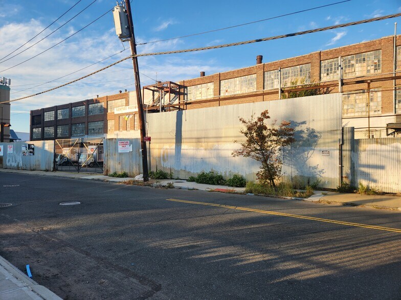 More Photos Of 3035 Richmond Ter, Staten Island Warehouse For Sale