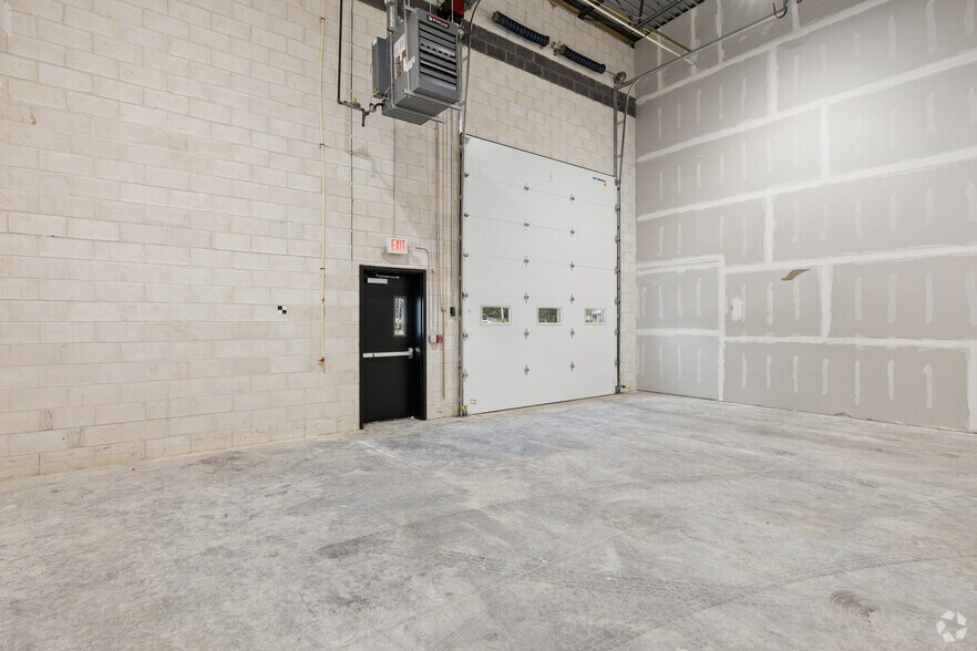 More Photos Of 596 Challenger Way, Jackson Warehouse For Lease
