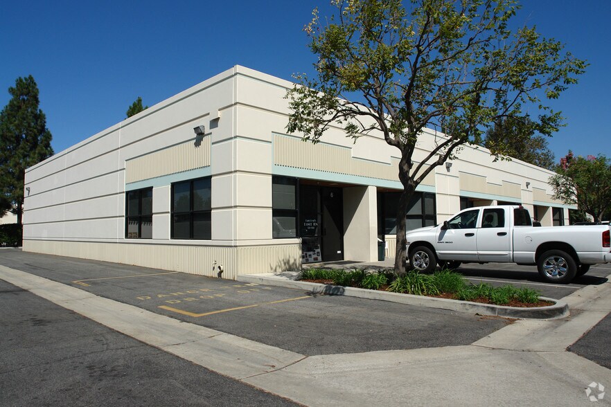 More Photos Of 650 Flinn Ave, Moorpark Warehouse For Lease