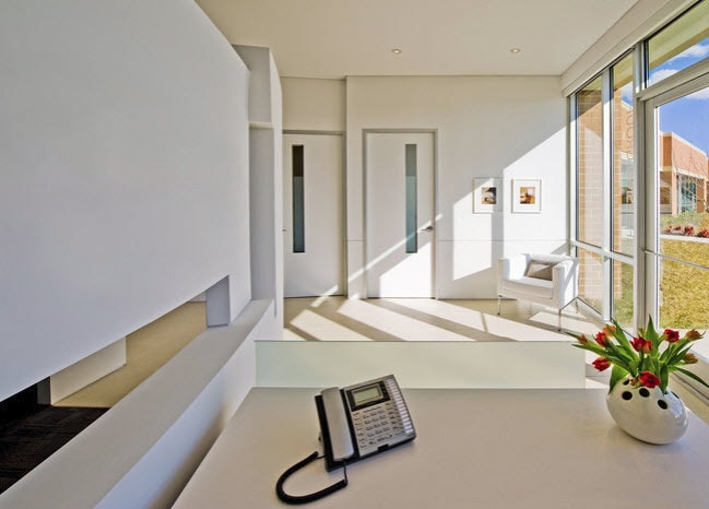 More Photos Of 4229 Lafayette Center Dr, Chantilly Business Park For Lease