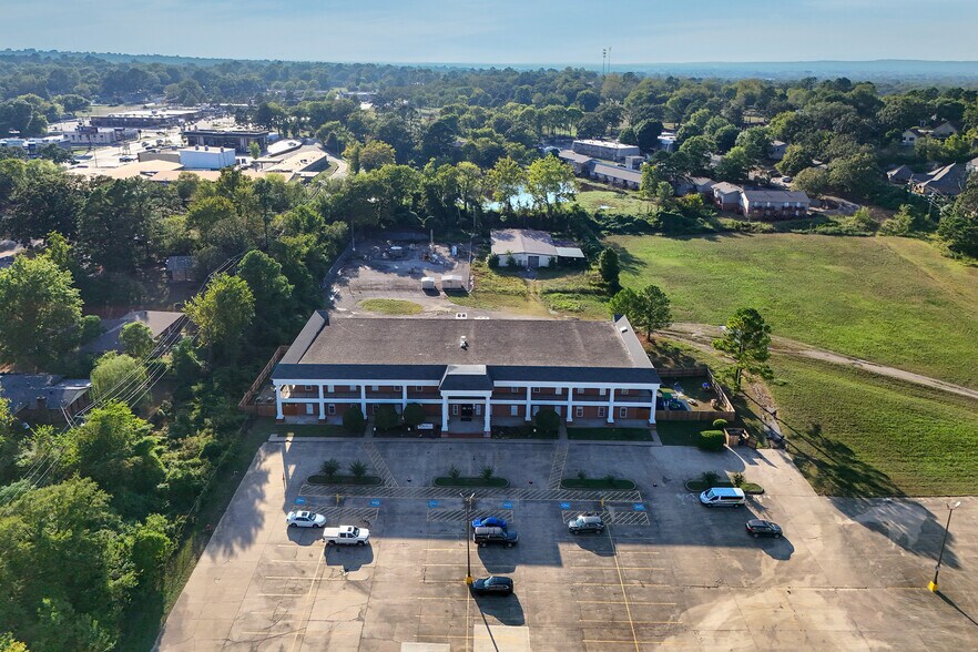 More Photos Of 1340 S Waldron Rd, Fort Smith Medical For Sale