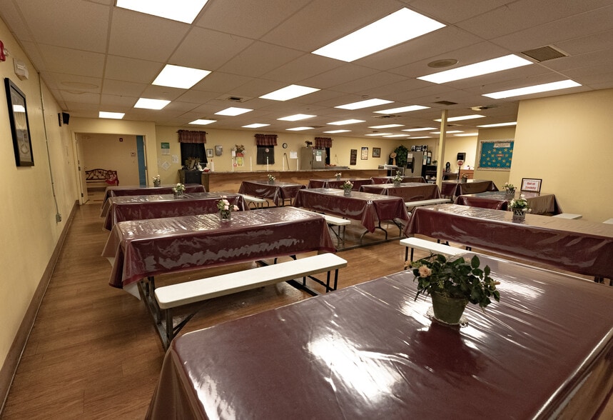 More Photos Of 8190 Pensacola Blvd, Pensacola Specialty For Sale