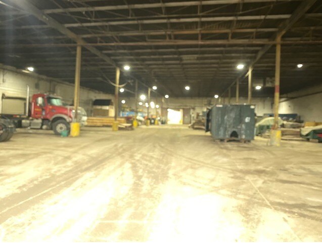 More Photos Of 1 Dexter Rd, East Providence Warehouse For Lease