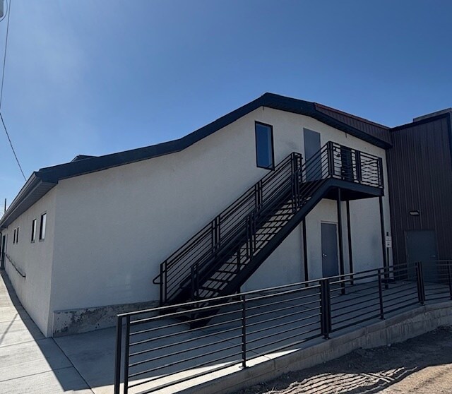 More Photos Of 702 Fairfield St W, Twin Falls Warehouse For Lease