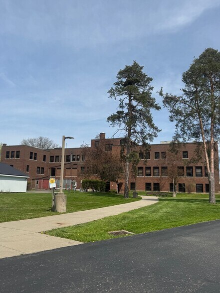 More Photos Of 10785 Bennett Rd, Dunkirk Schools For Sale