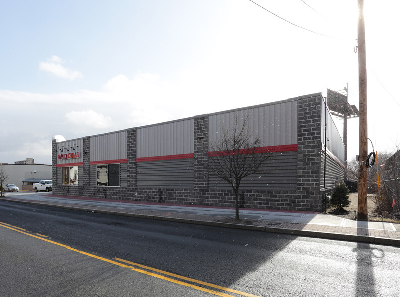 Primary Photo Of 418 S Pearl St, Albany Freestanding For Lease