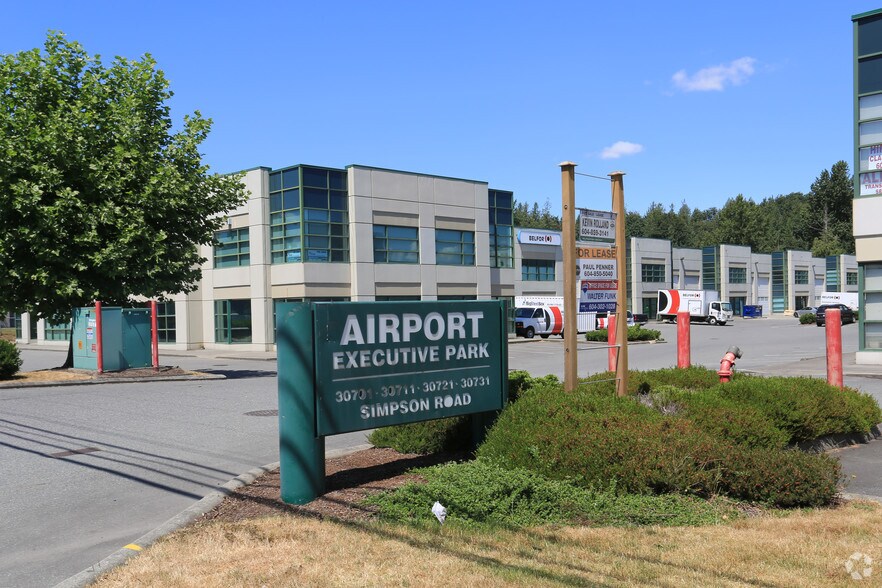 More Photos Of 30711 Simpson Rd, Abbotsford Warehouse For Lease