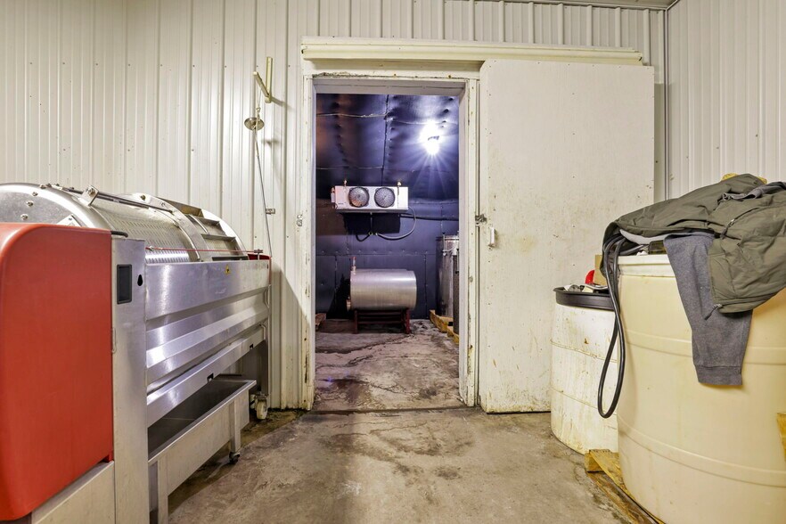 More Photos Of 1900 Winchester Southern Rd, Canal Winchester Winery Vineyard For Sale