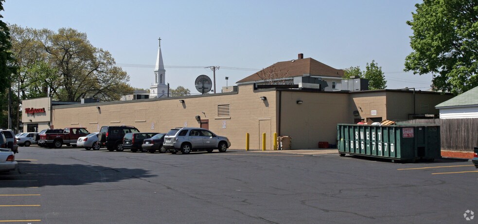 More Photos Of 700 Central Ave, Pawtucket Freestanding For Sale