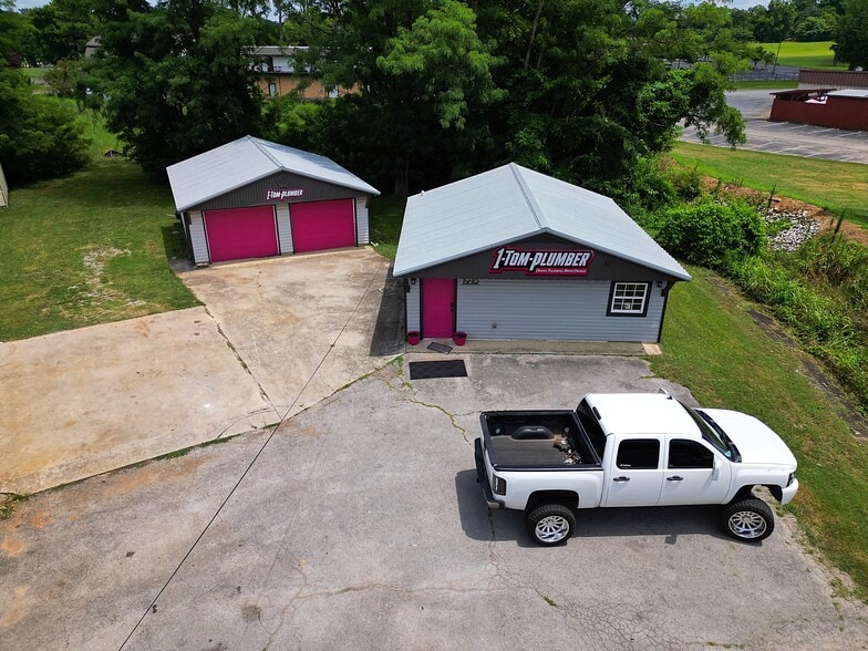 More Photos Of 1916 Jordan Ln NW, Huntsville Freestanding For Sale