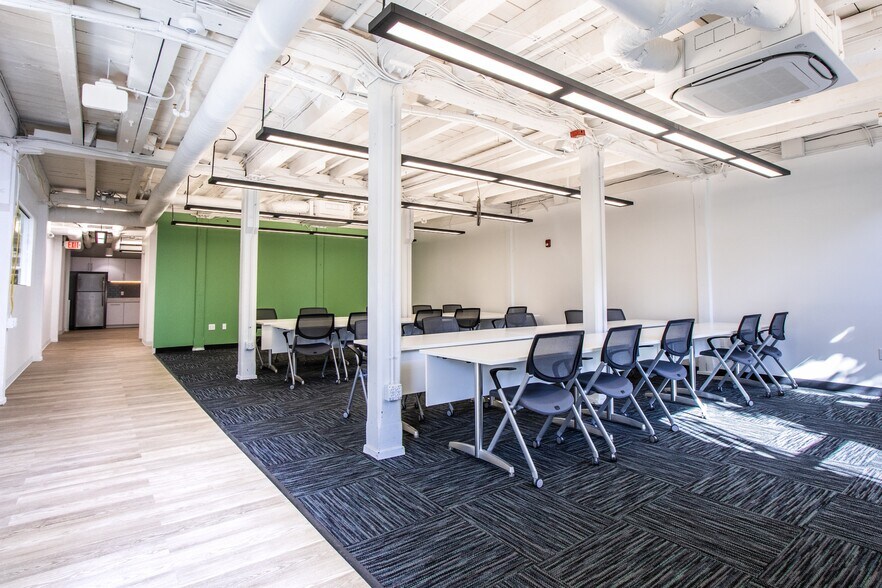 More Photos Of 59-85 Chapel St, Newton Office For Lease