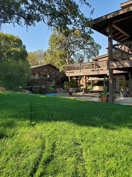 More Photos Of 13279 Roadrunner Loop, Red Bluff Airplane Hangar For Sale