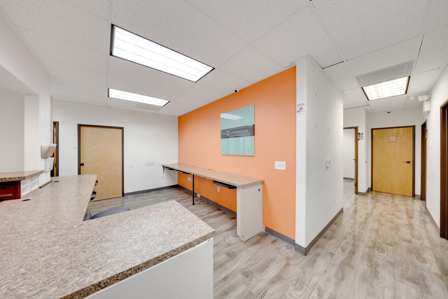 More Photos Of 408 S Beach Blvd, Anaheim Medical For Sale