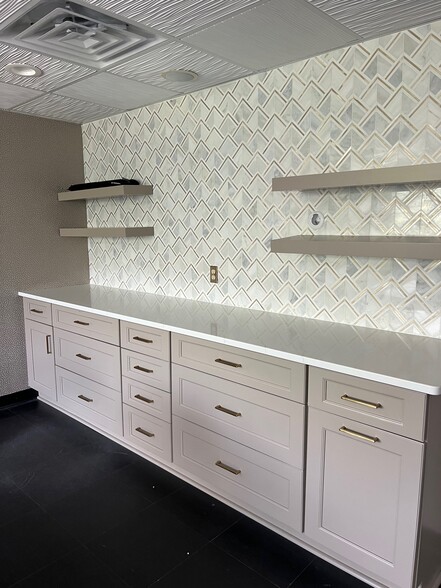 More Photos Of 5056 Us-70 Hwy W, Morehead City Freestanding For Lease