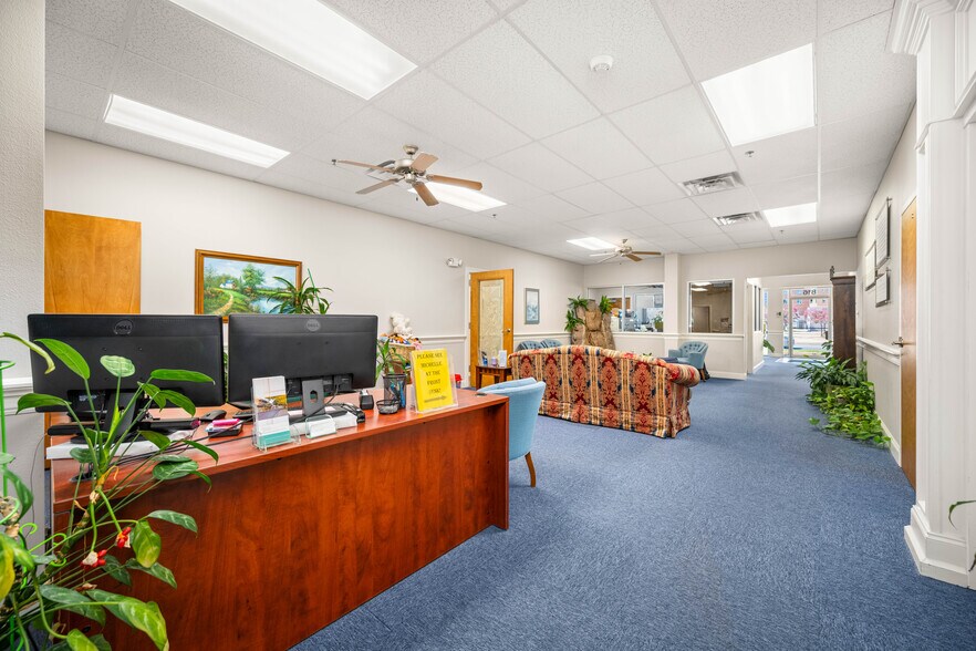 More Photos Of 816 University Pky, Natchitoches Office For Sale
