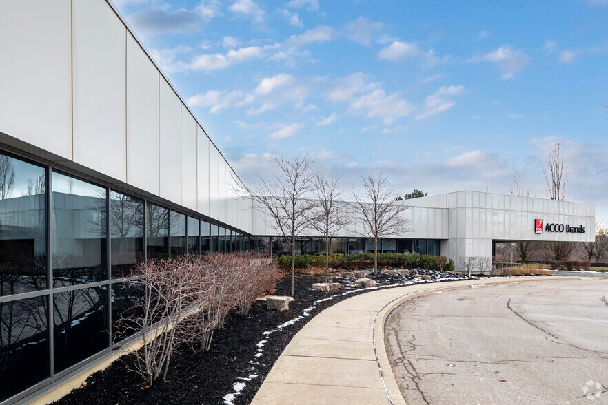 More Photos Of 7381 Bramalea Rd, Mississauga Manufacturing For Lease