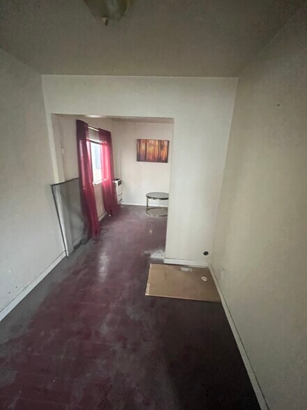 More Photos Of 610-612 14th St, Oakland Storefront Retail Residential For Sale