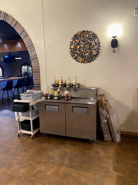 More Photos Of 239 Main St, Shelby Bar For Sale