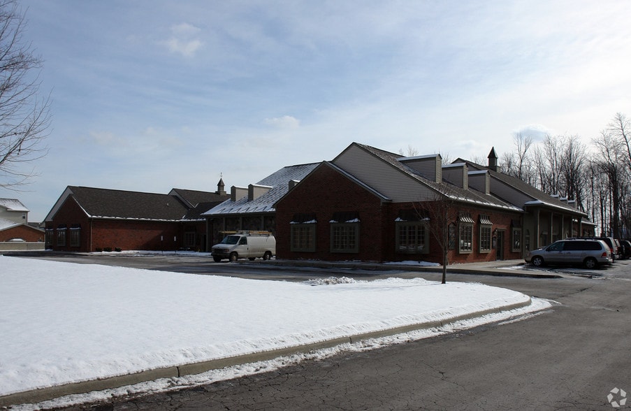 More Photos Of 37601-37649 Pembroke Ave, Livonia Office For Lease