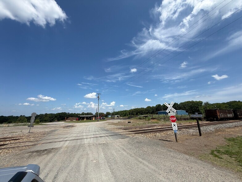 More Photos Of 294 Alpha Rd, Dillwyn Land For Lease