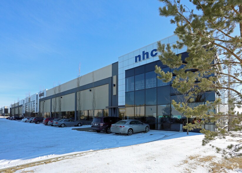 More Photos Of 9803-9860 12 Ave, Edmonton Warehouse For Lease