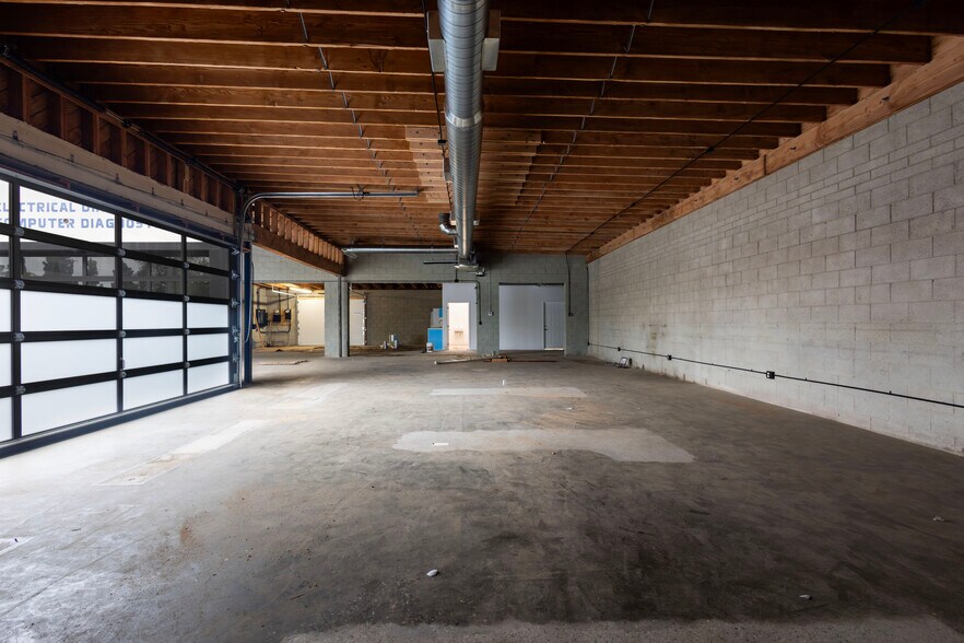 More Photos Of 8651-8655 Washington Blvd, Los Angeles Auto Repair For Lease