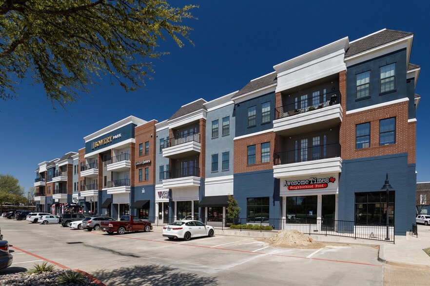 More Photos Of 2570 Justin Rd, Highland Village Unknown For Lease