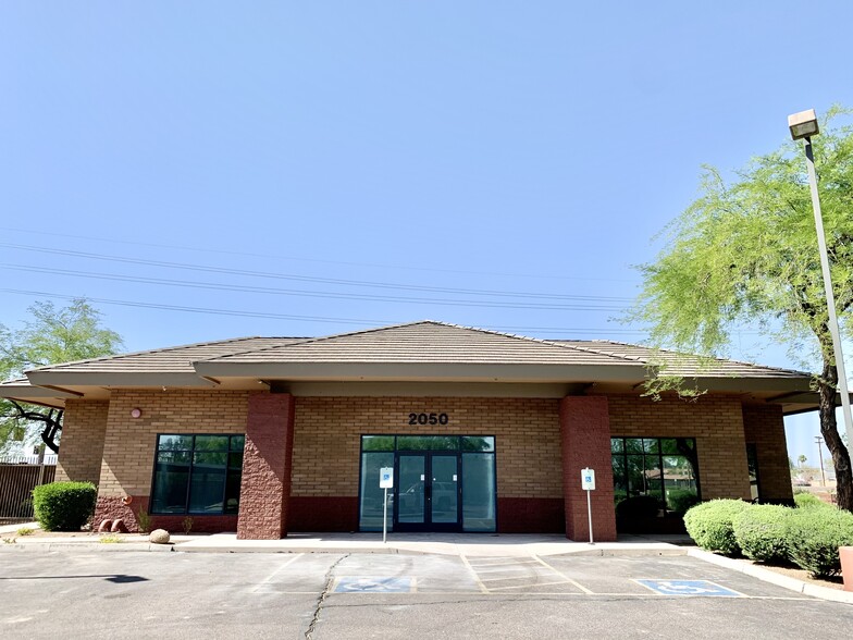 Primary Photo Of 2050 S Cottonwood Dr, Tempe Medical For Lease