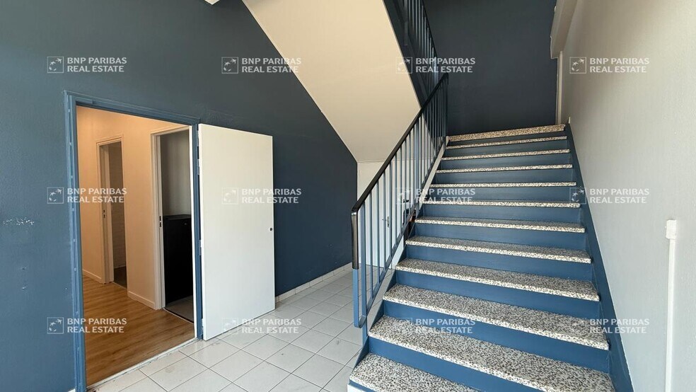 More Photos Of , Vitry-sur-Seine Flex For Sale
