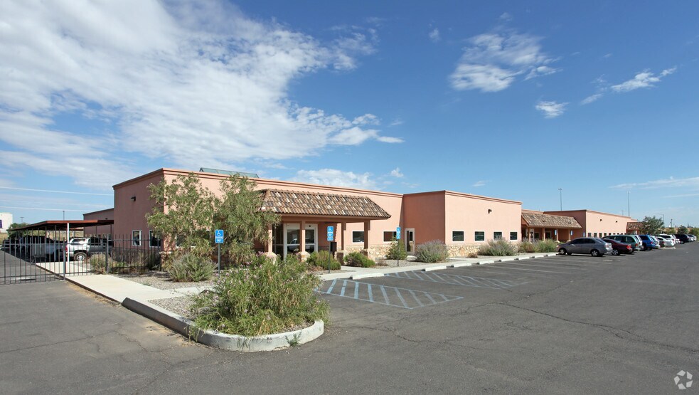 More Photos Of 445 Camino Del Rey Dr, Los Lunas Office For Lease
